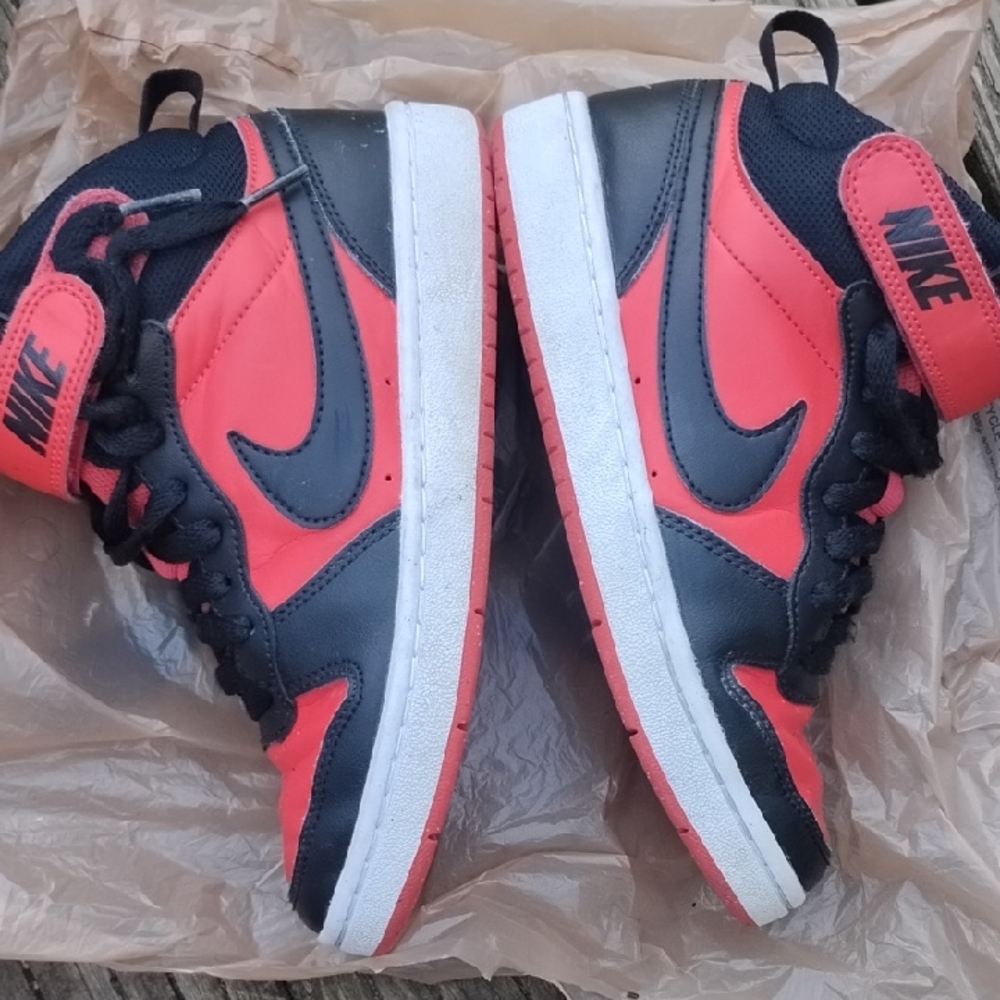 Nike Kids Black and Red High-Top Sneakers